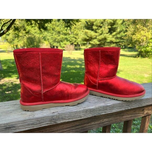 UGG Kids Classic II Red Metallic Sparkle Winter Boots - Picture 4 of 6